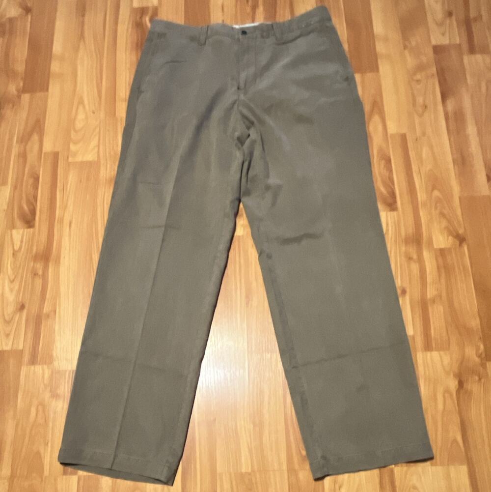 Tommy Bahama Men's Khaki Solid Chino Pants 34W 32L Regular Straight Classic Fit